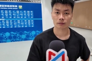 罗竞：教练一直教导我们别急躁，要坚持打出自己的风格